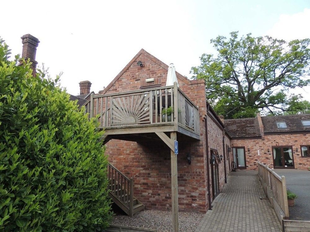 The Manor Coach House Hotel Hindlip Exterior photo